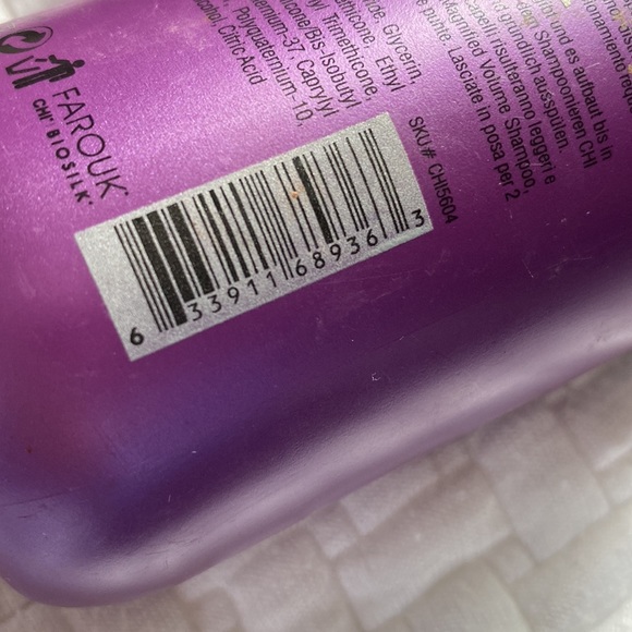 CHI magnified Volume Conditioner 12 Fl Oz 
Detangles & conditions made in USA - Picture 2 of 6